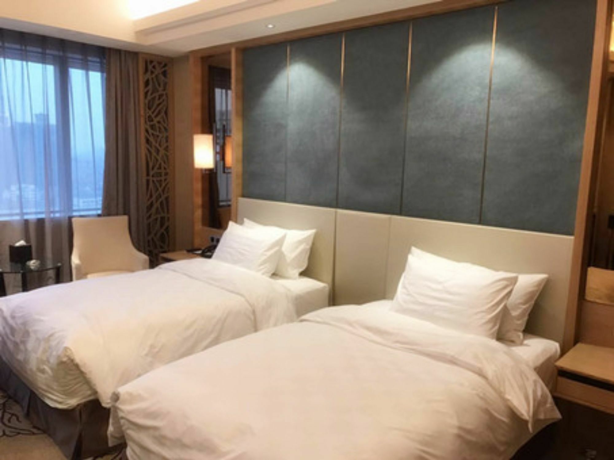 Jinan Luxury Blue Horizon Hotel Εξωτερικό φωτογραφία